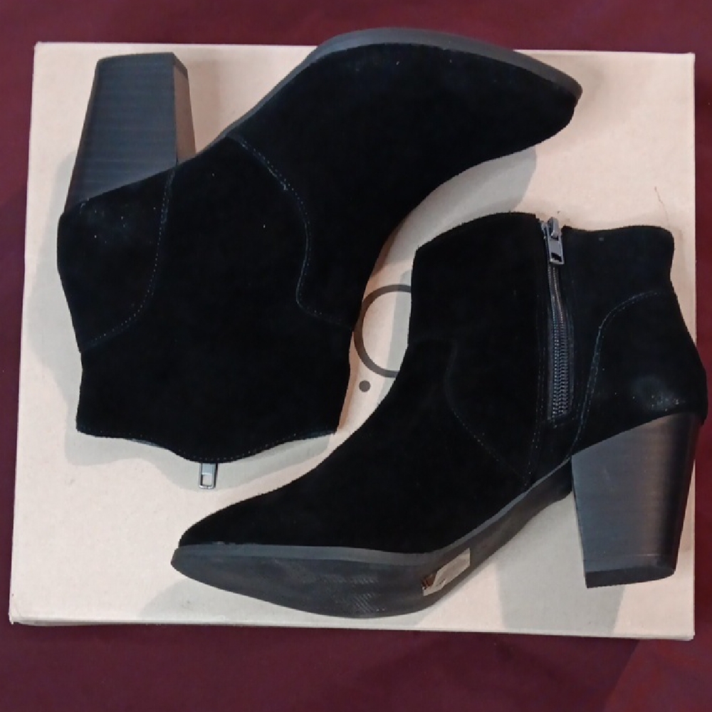 Urban Outfitters Black Ankle Booties